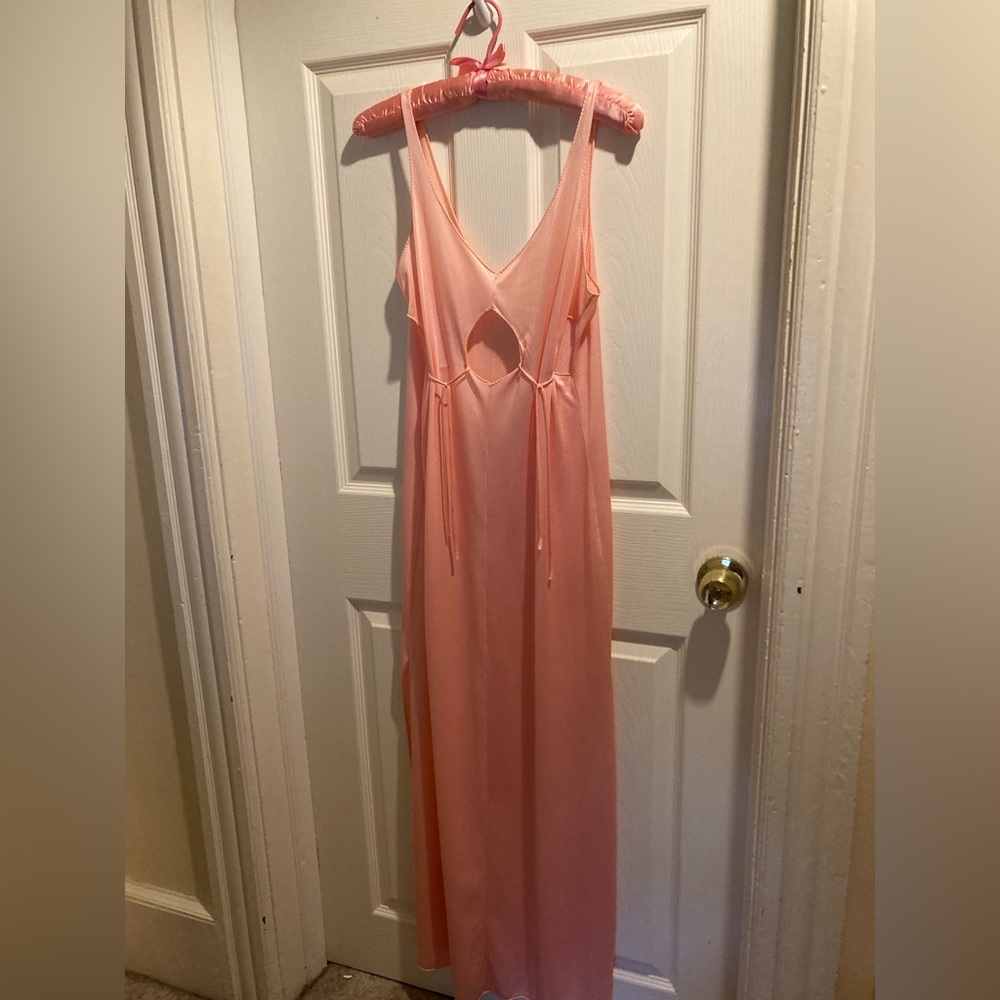 Vintage JC Penney Peach-Colored Nightgown, Size Small